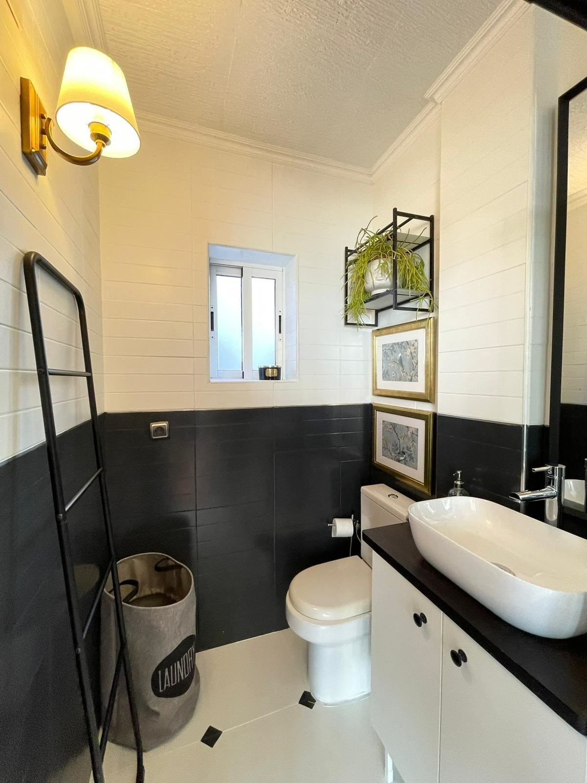Se vende Apartamento Planta Media de 2 dormitorios en Costa Blanca, Alicante, España