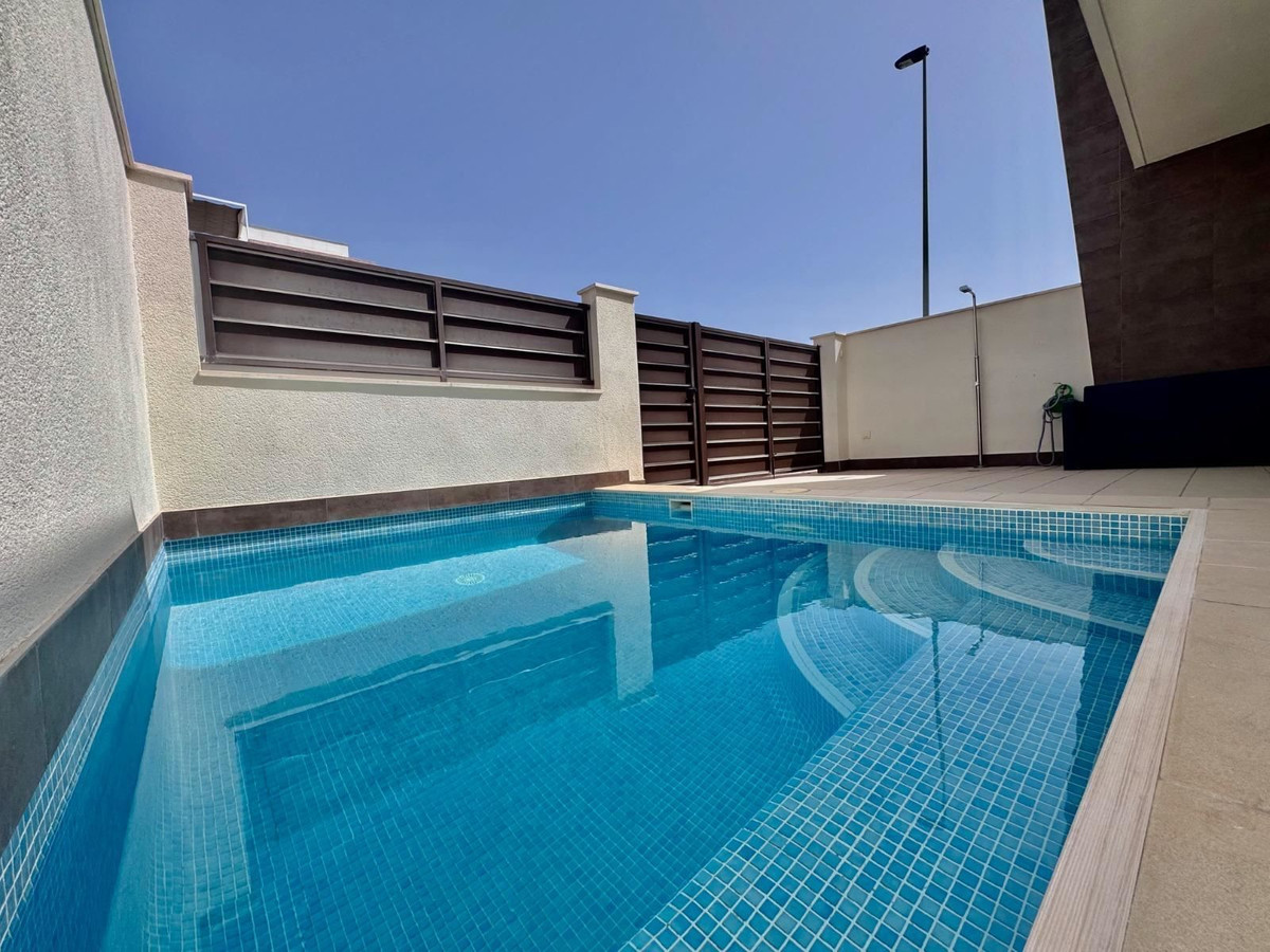 Se vende Adosada de 3 dormitorios en Costa Calida, Murcia, España