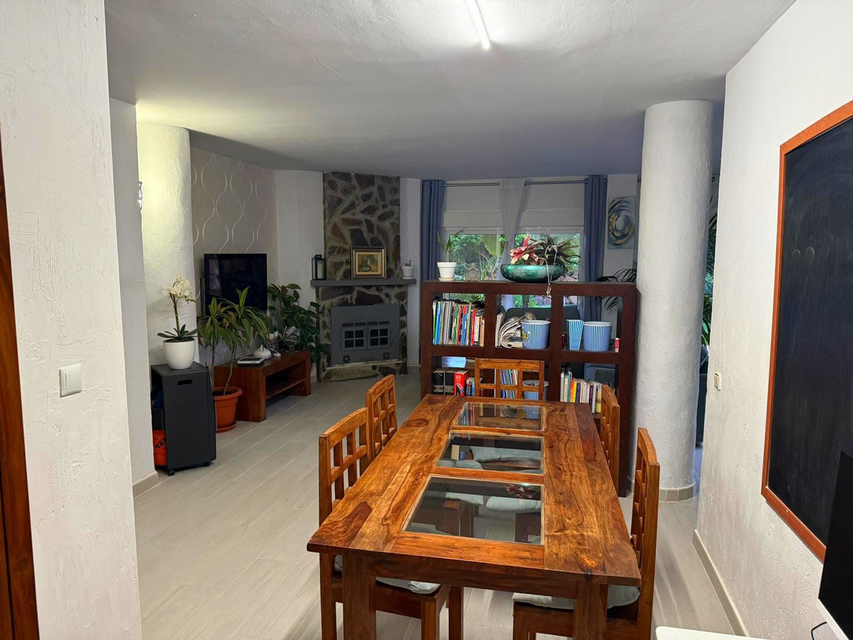 Se vende Apartamento Planta Baja de 4 dormitorios en Costa Del Sol, Málaga, España