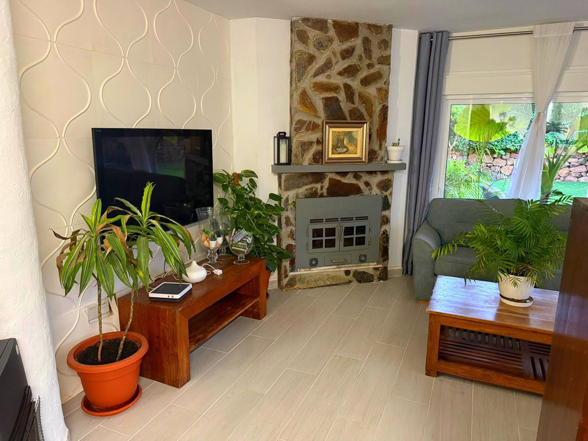 Se vende Apartamento Planta Baja de 4 dormitorios en Costa Del Sol, Málaga, España