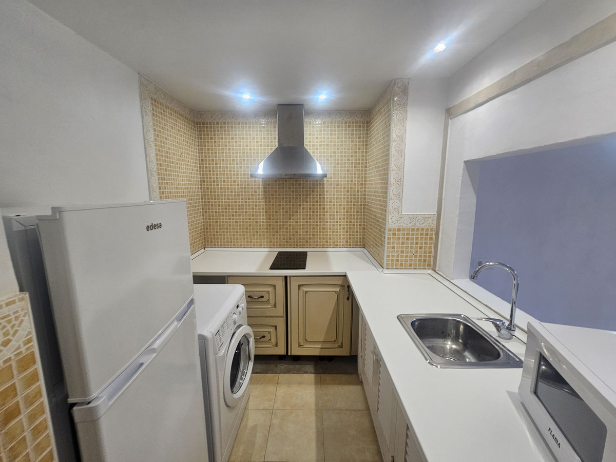 Se vende Apartamento Planta Baja de 4 dormitorios en Costa Del Sol, Málaga, España
