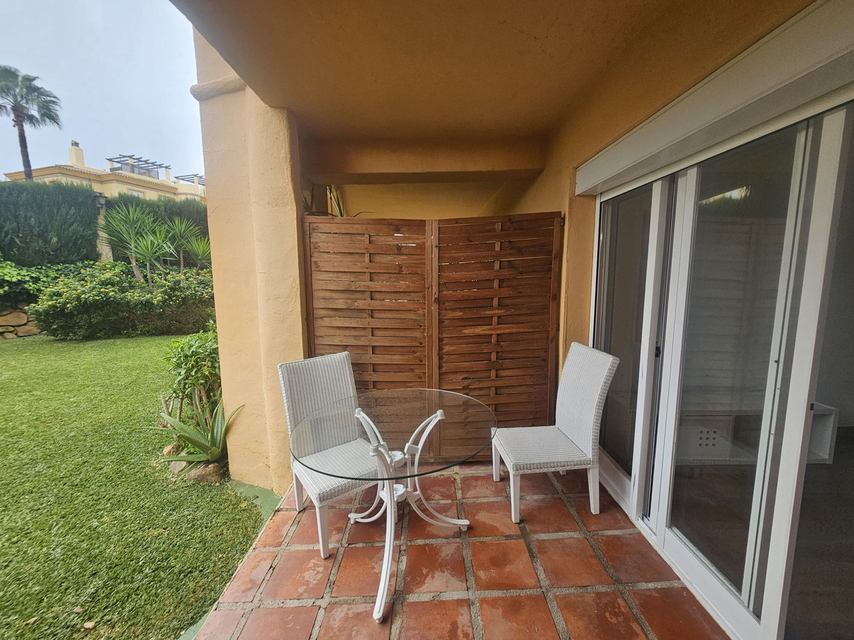 Se vende Apartamento Planta Baja de 4 dormitorios en Costa Del Sol, Málaga, España
