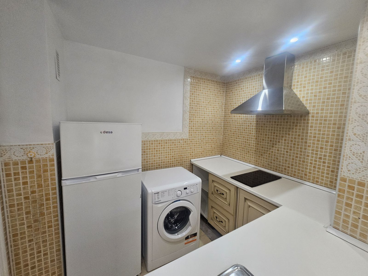 Se vende Apartamento Planta Baja de 4 dormitorios en Costa Del Sol, Málaga, España