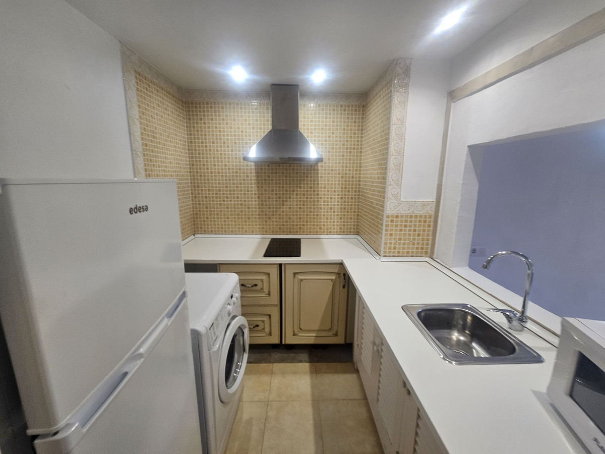 Se vende Apartamento Planta Baja de 4 dormitorios en Costa Del Sol, Málaga, España