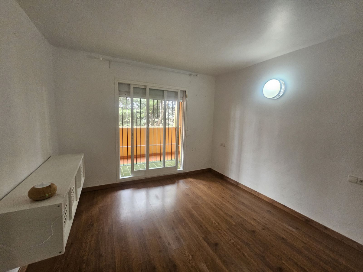 Se vende Apartamento Planta Baja de 4 dormitorios en Costa Del Sol, Málaga, España