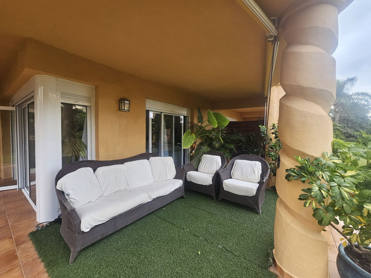 Se vende Apartamento Planta Baja de 4 dormitorios en Costa Del Sol, Málaga, España