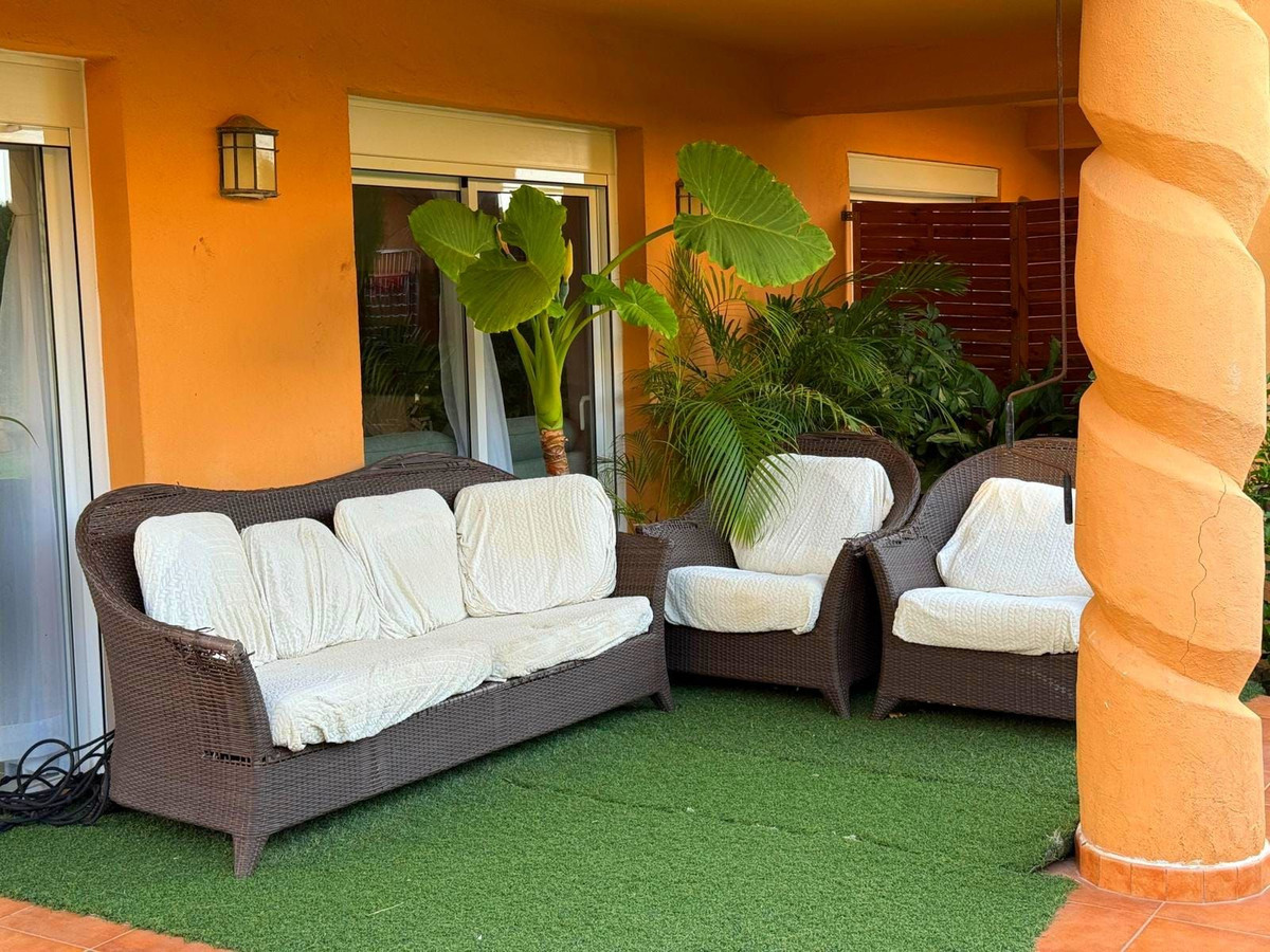 Se vende Apartamento Planta Baja de 4 dormitorios en Costa Del Sol, Málaga, España