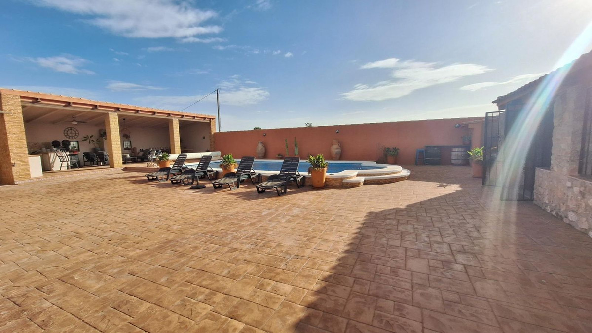 Se vende Bungalow de 6 dormitorios en Costa Calida, Murcia, España