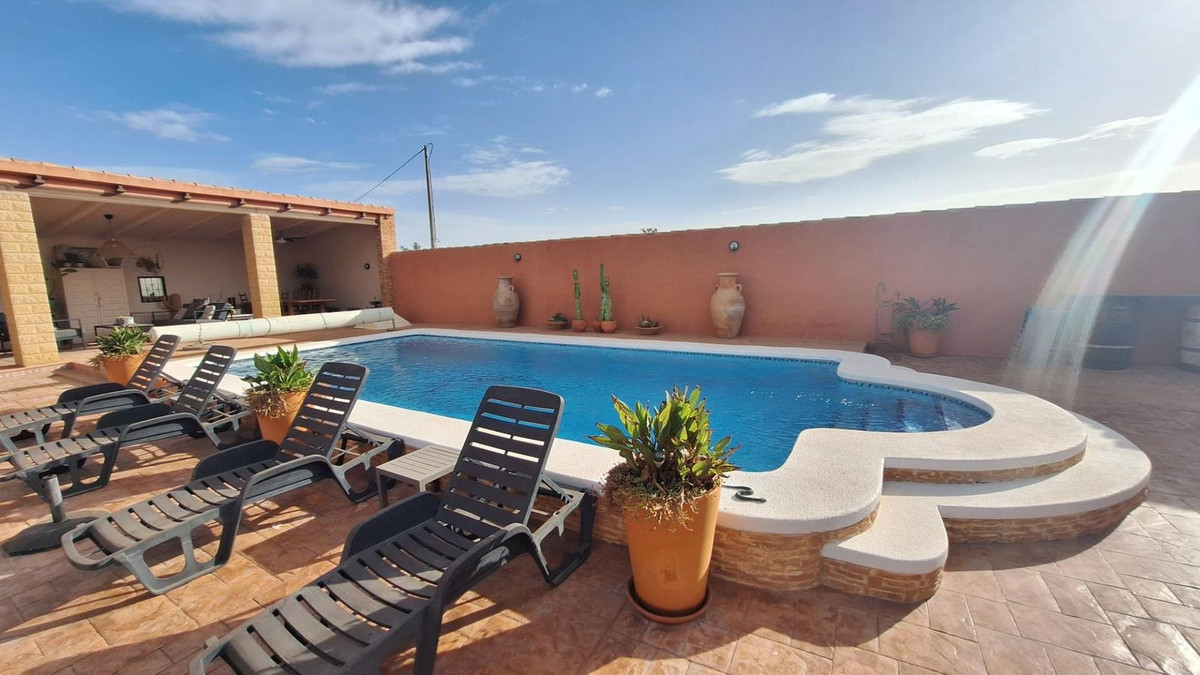 Se vende Bungalow de 6 dormitorios en Costa Calida, Murcia, España