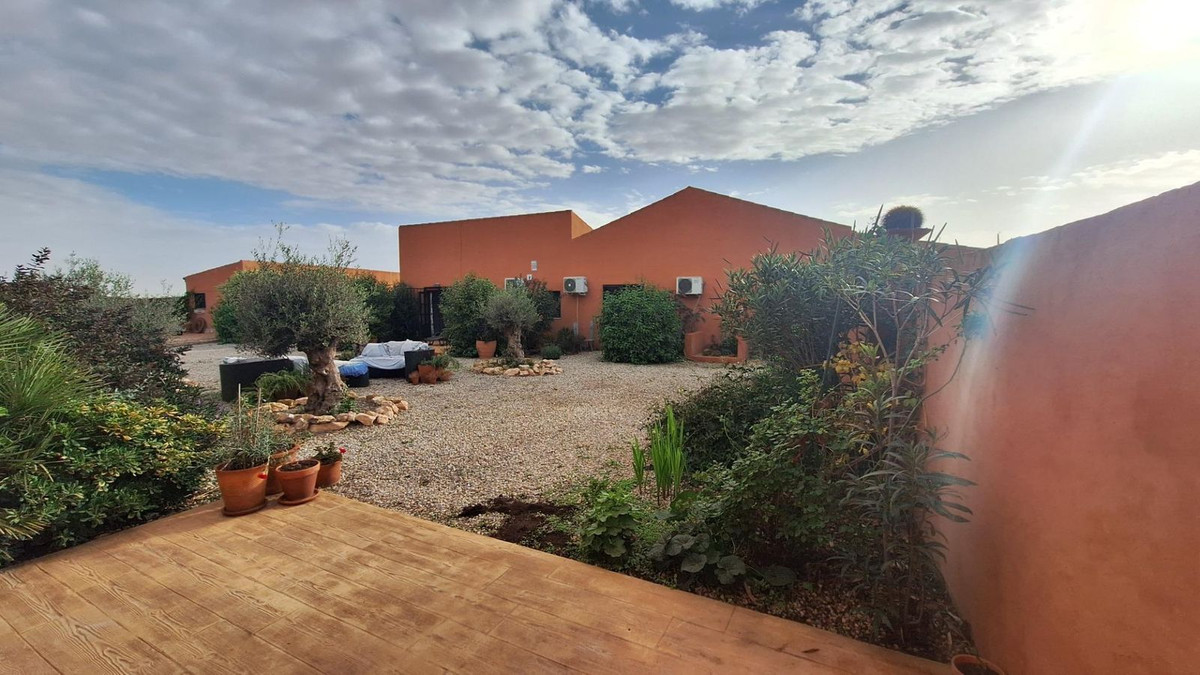 Se vende Bungalow de 6 dormitorios en Costa Calida, Murcia, España
