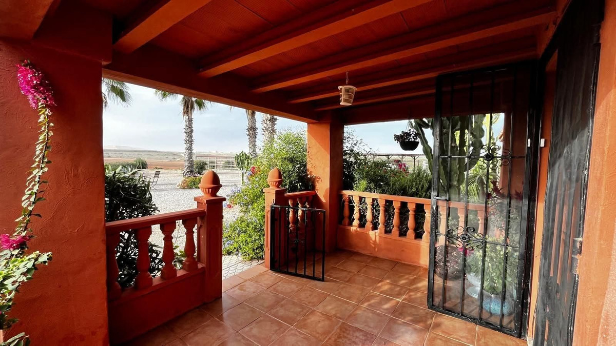 Se vende Bungalow de 6 dormitorios en Costa Calida, Murcia, España