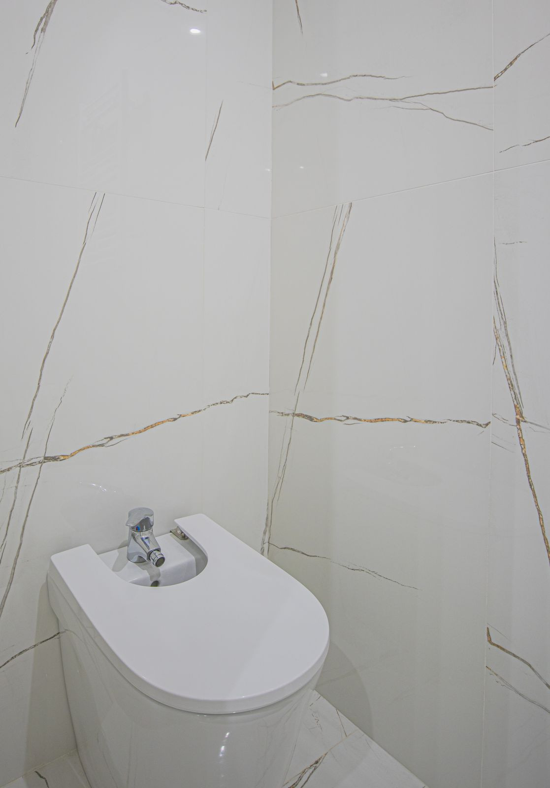 Se vende Apartamento Planta Media de 3 dormitorios en Costa Del Sol, Málaga, España