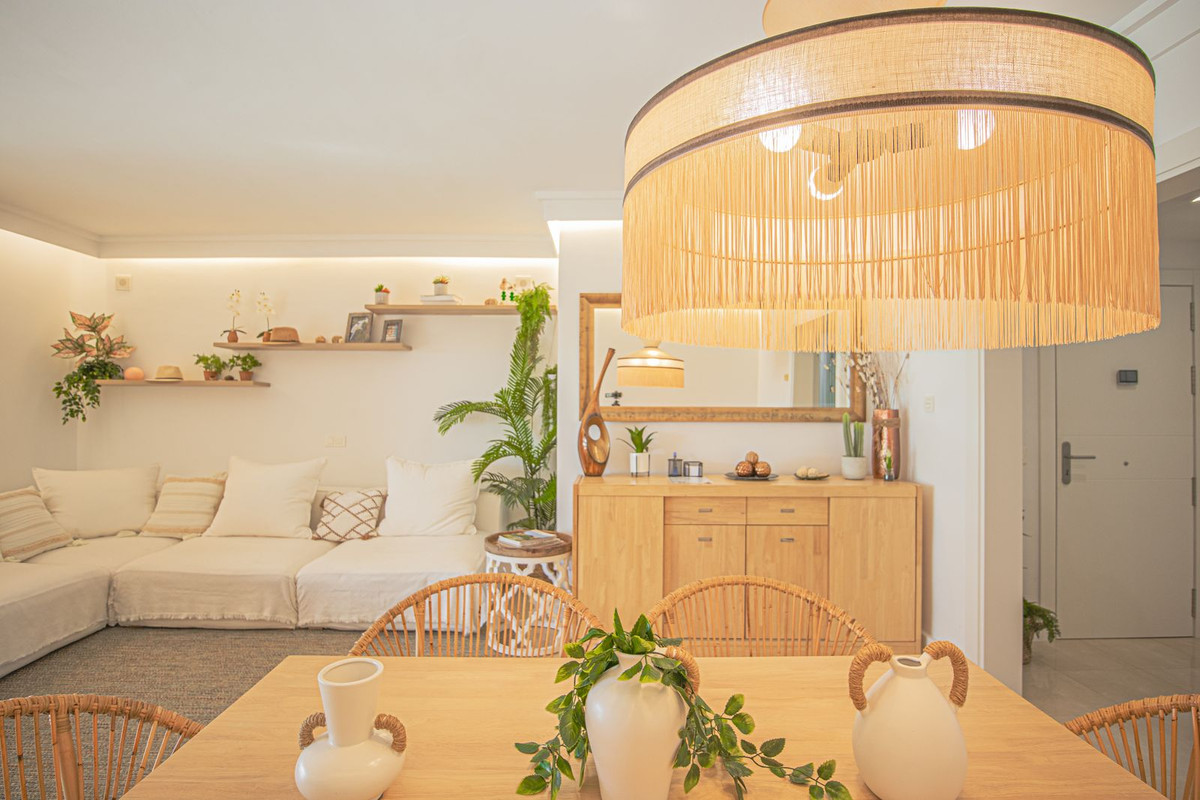 Se vende Apartamento Planta Media de 3 dormitorios en Costa Del Sol, Málaga, España