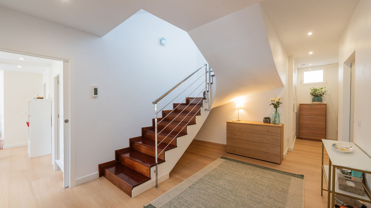 Se vende Villa - Chalet de 4 dormitorios en Costa Del Sol, Málaga, España