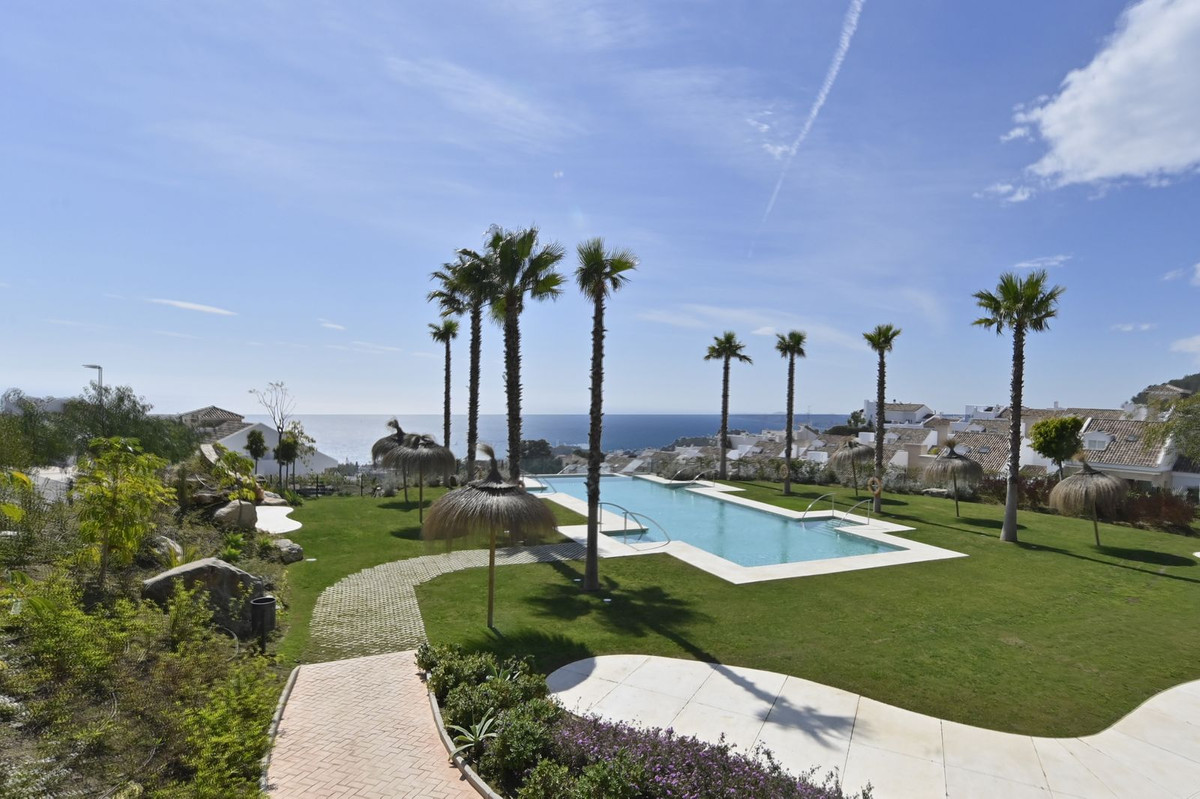 Se vende Villa - Chalet de 4 dormitorios en Costa Del Sol, Málaga, España
