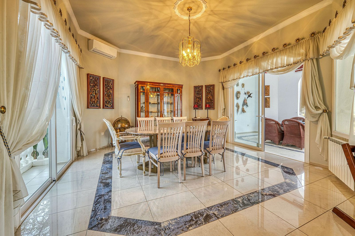 6 Bed Townhouse for sale in Hacienda Las Chapas Costa Del Sol, Málaga, Spain