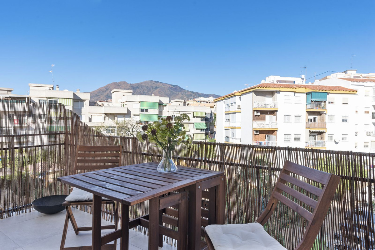 3 Bed Apartment for sale in Estepona Costa Del Sol, Málaga, Spain
