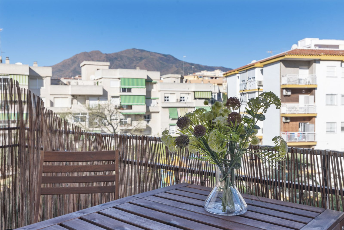 3 Bed Apartment for sale in Estepona Costa Del Sol, Málaga, Spain