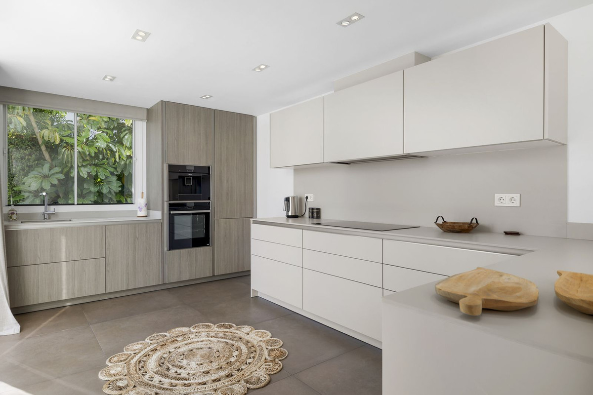 3 Bed Townhouse for sale in Mijas Costa Del Sol, Málaga, Spain