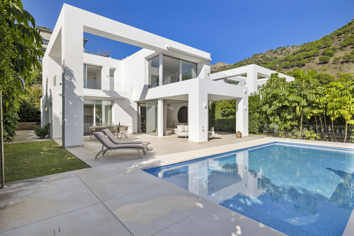 3 Bed Townhouse for sale in Mijas Costa Del Sol, Málaga, Spain