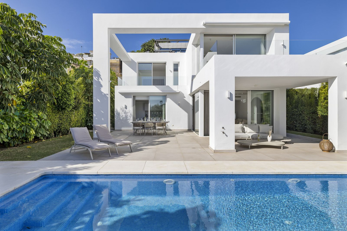 3 Bed Townhouse for sale in Mijas Costa Del Sol, Málaga, Spain