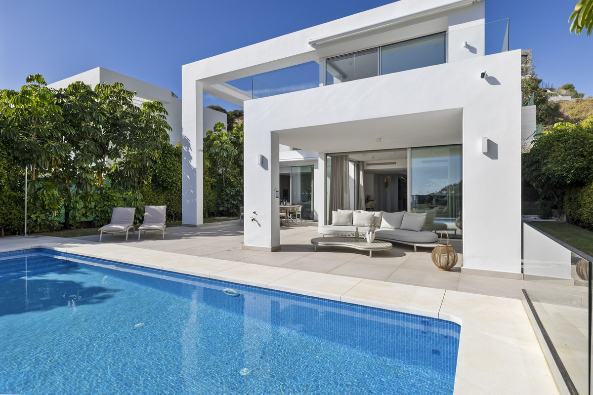 3 Bed Townhouse for sale in Mijas Costa Del Sol, Málaga, Spain