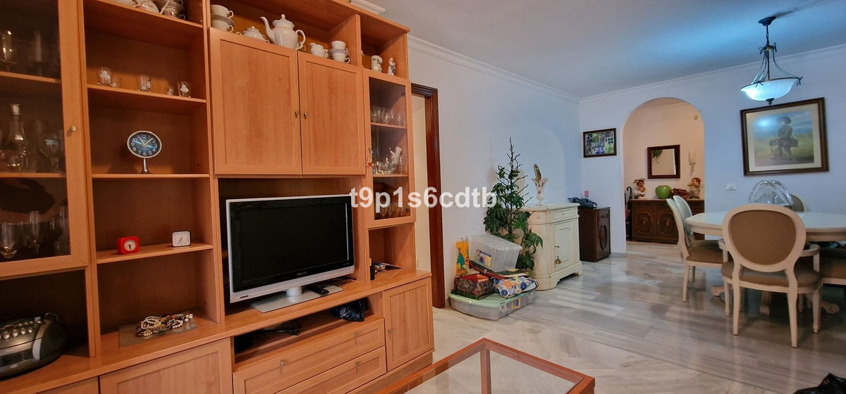 3 Bed Apartment for sale in San Pedro De Alcántara Costa Del Sol, Málaga, Spain