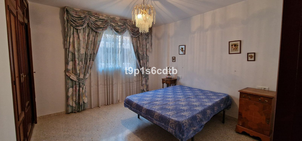 3 Bed Apartment for sale in San Pedro De Alcántara Costa Del Sol, Málaga, Spain