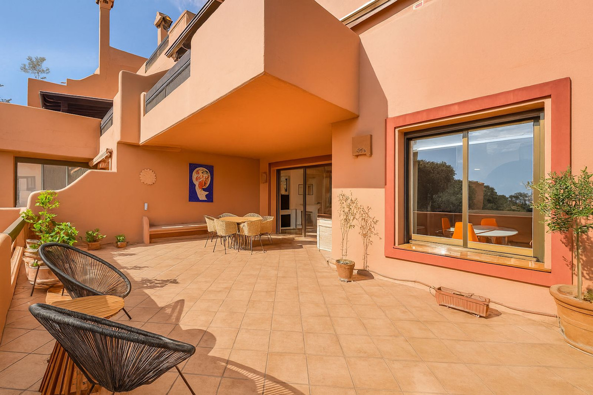 Se vende Apartamento Planta Media de 3 dormitorios en Costa Del Sol, Málaga, España