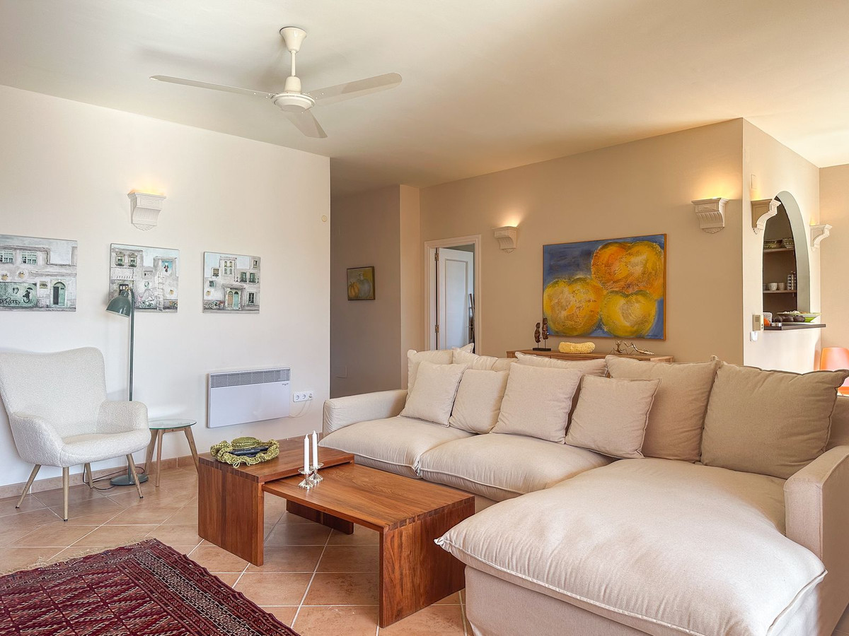 Se vende Apartamento Planta Media de 3 dormitorios en Costa Del Sol, Málaga, España