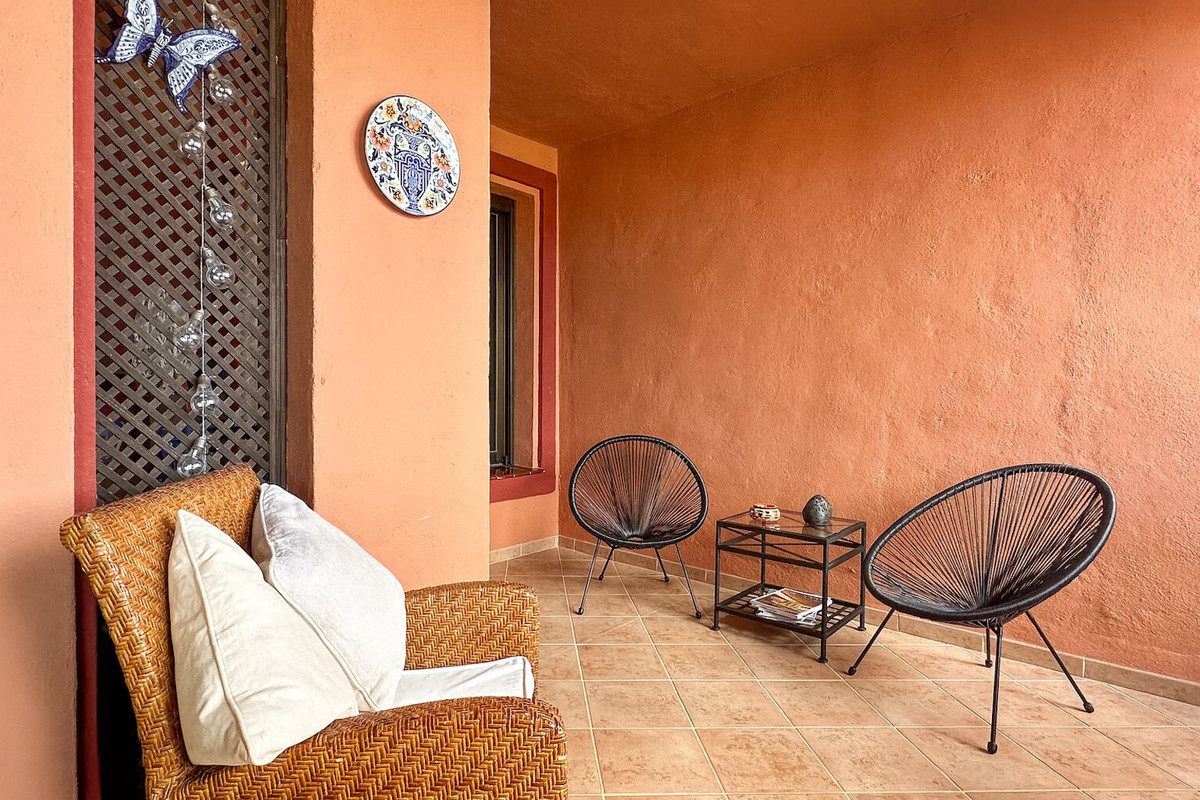 Se vende Apartamento Planta Media de 3 dormitorios en Costa Del Sol, Málaga, España