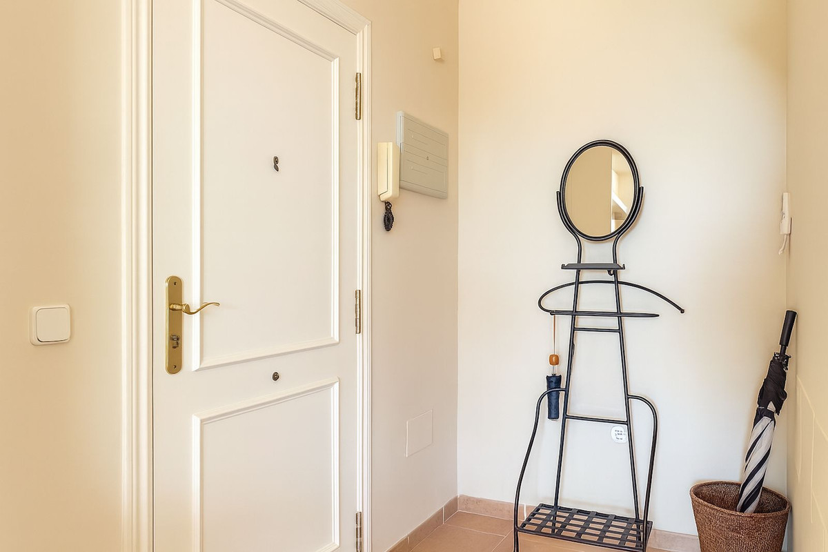 Se vende Apartamento Planta Media de 3 dormitorios en Costa Del Sol, Málaga, España