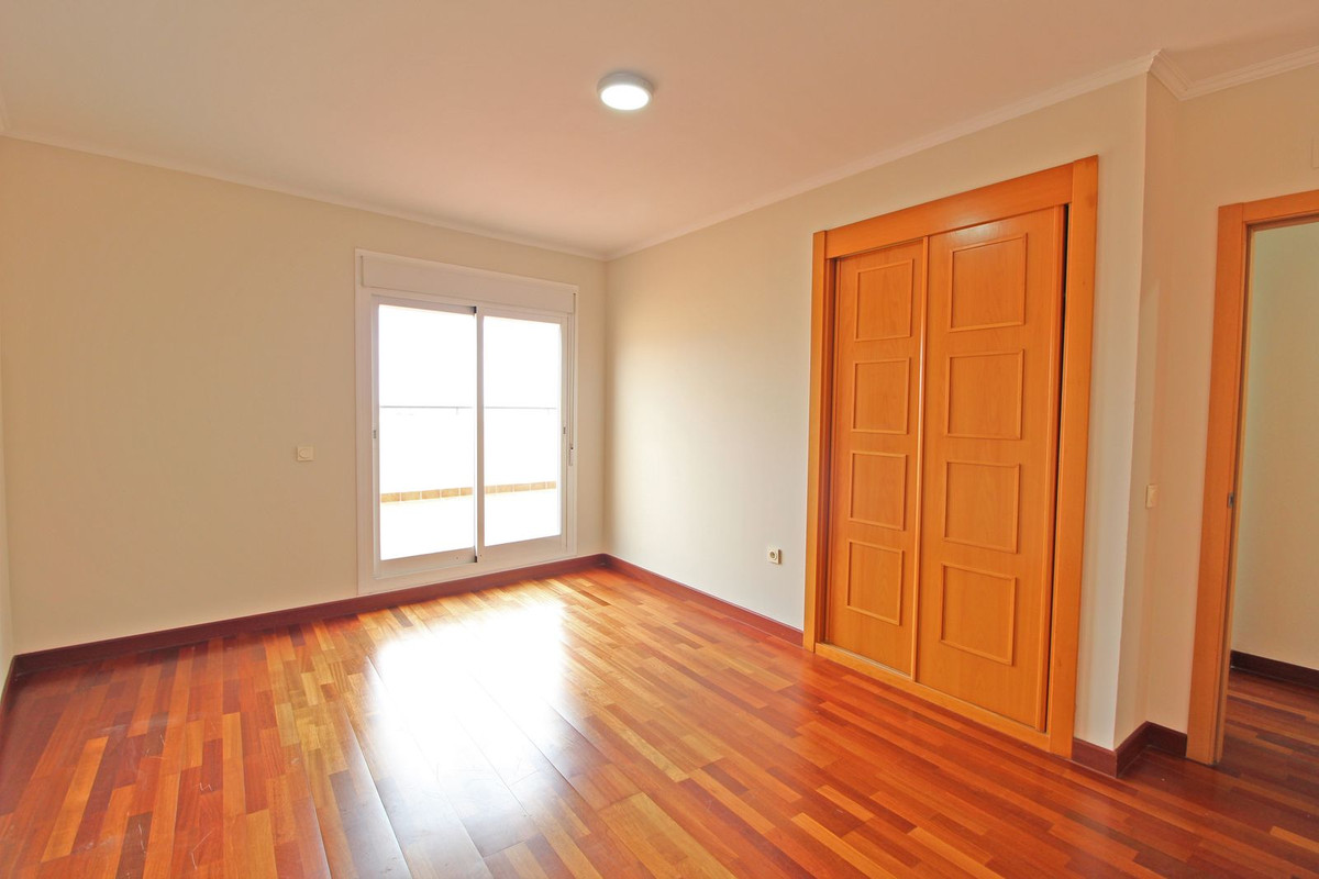 Se vende Adosada de 4 dormitorios en Costa Del Sol, Málaga, España