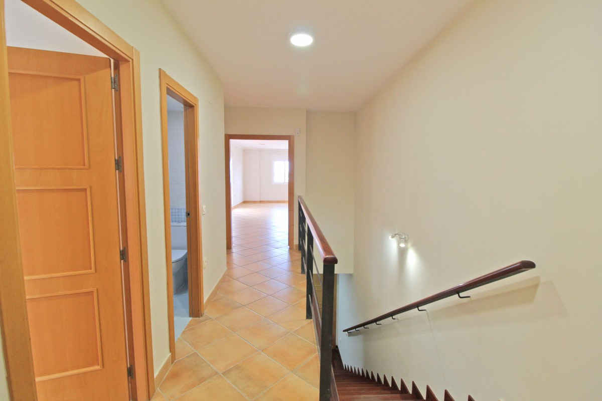 Se vende Adosada de 4 dormitorios en Costa Del Sol, Málaga, España