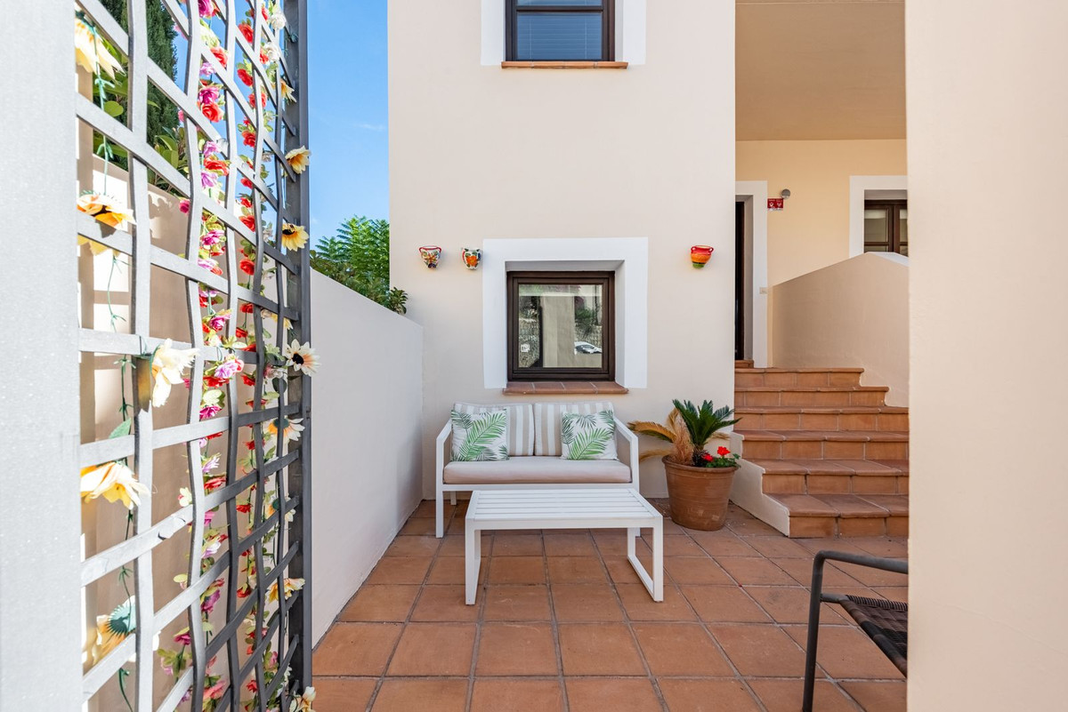 Se vende Pareada de 4 dormitorios en Costa Del Sol, Málaga, España