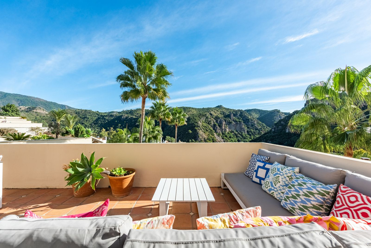 Se vende Pareada de 4 dormitorios en Costa Del Sol, Málaga, España