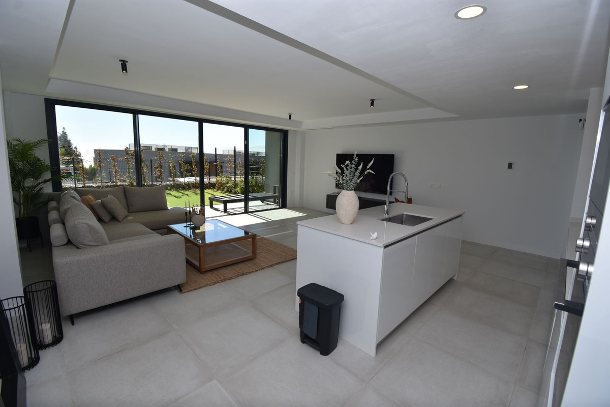 Se vende Adosada de 4 dormitorios en Costa Del Sol, Málaga, España