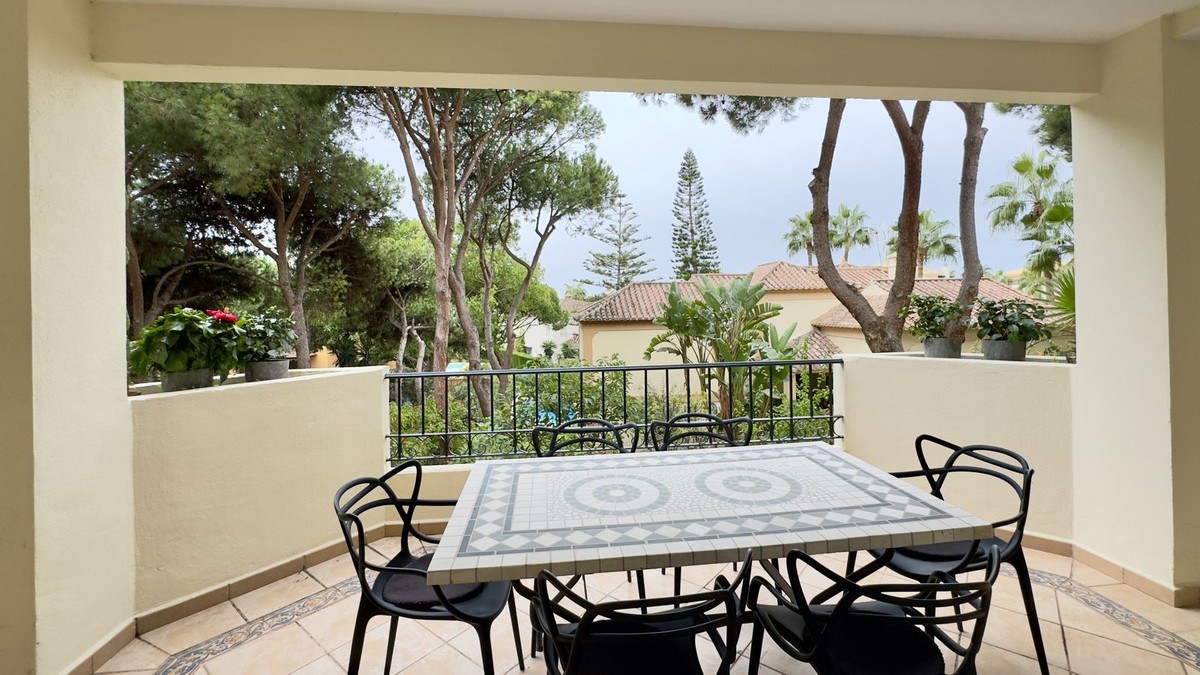 2 Bed Apartment for sale in Elviria Costa Del Sol, Málaga, Spain