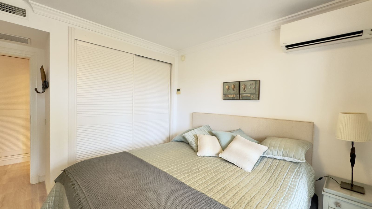 2 Bed Apartment for sale in Elviria Costa Del Sol, Málaga, Spain