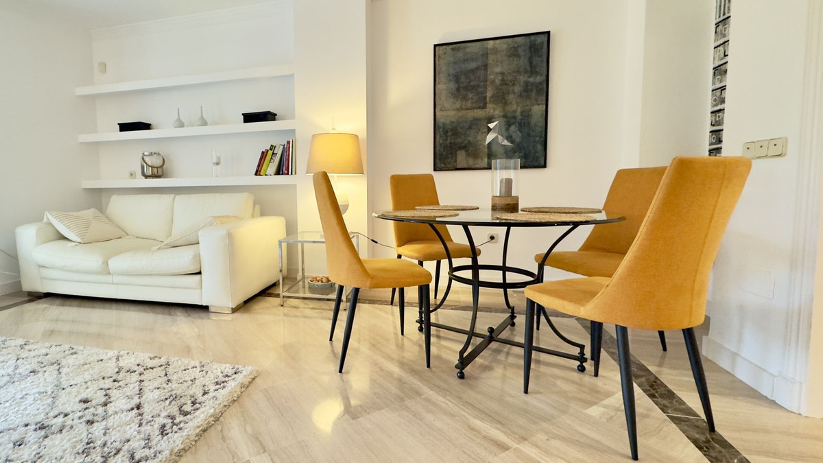 2 Bed Apartment for sale in Elviria Costa Del Sol, Málaga, Spain