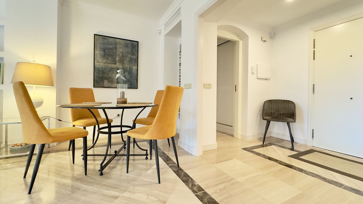 2 Bed Apartment for sale in Elviria Costa Del Sol, Málaga, Spain