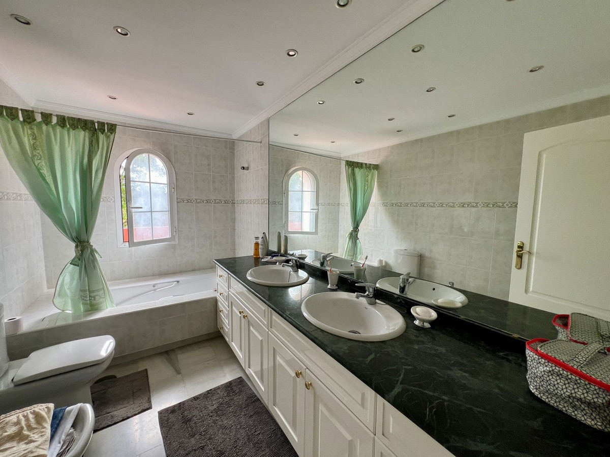 8 Bed Townhouse for sale in Mijas Golf Costa Del Sol, Málaga, Spain