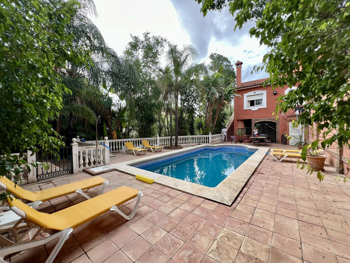 8 Bed Townhouse for sale in Mijas Golf Costa Del Sol, Málaga, Spain