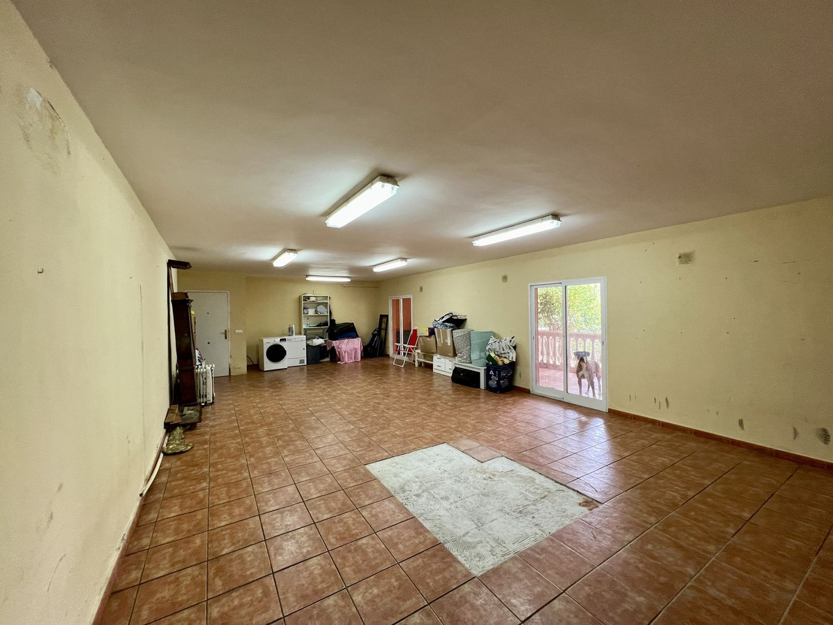 8 Bed Townhouse for sale in Mijas Golf Costa Del Sol, Málaga, Spain