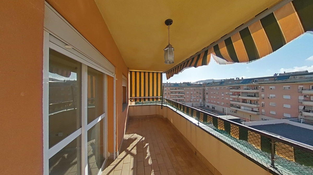 Se vende Apartamento Planta Media de 2 dormitorios en Costa Del Sol, Málaga, España