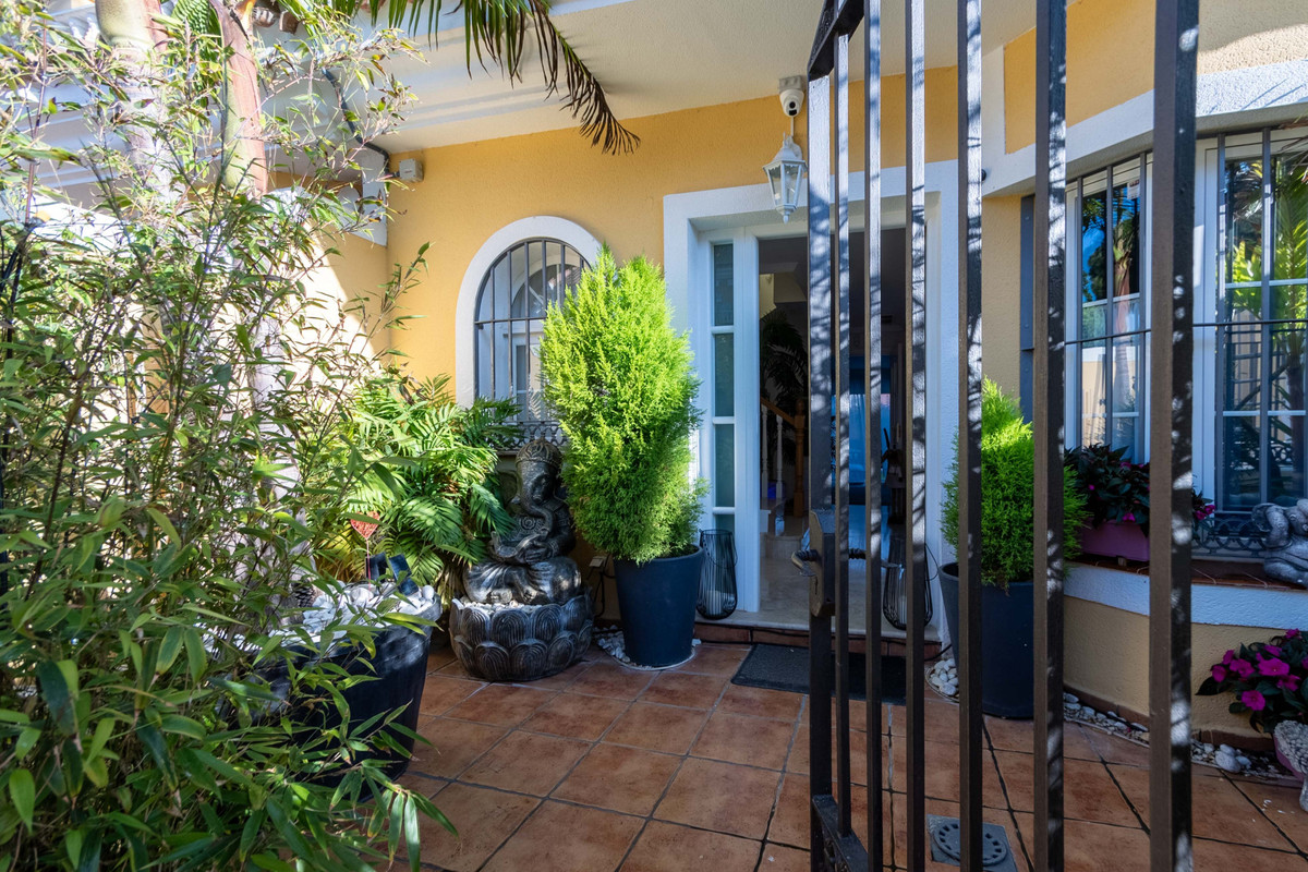 4 Bed Townhouse for sale in Mijas Costa Costa Del Sol, Málaga, Spain