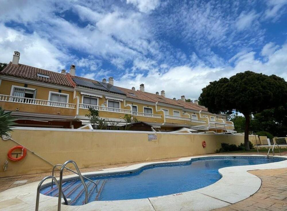 4 Bed Townhouse for sale in Mijas Costa Costa Del Sol, Málaga, Spain