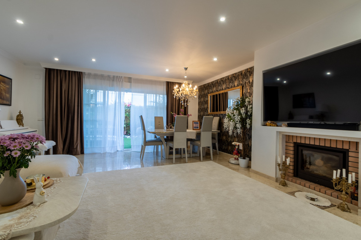 4 Bed Townhouse for sale in Mijas Costa Costa Del Sol, Málaga, Spain