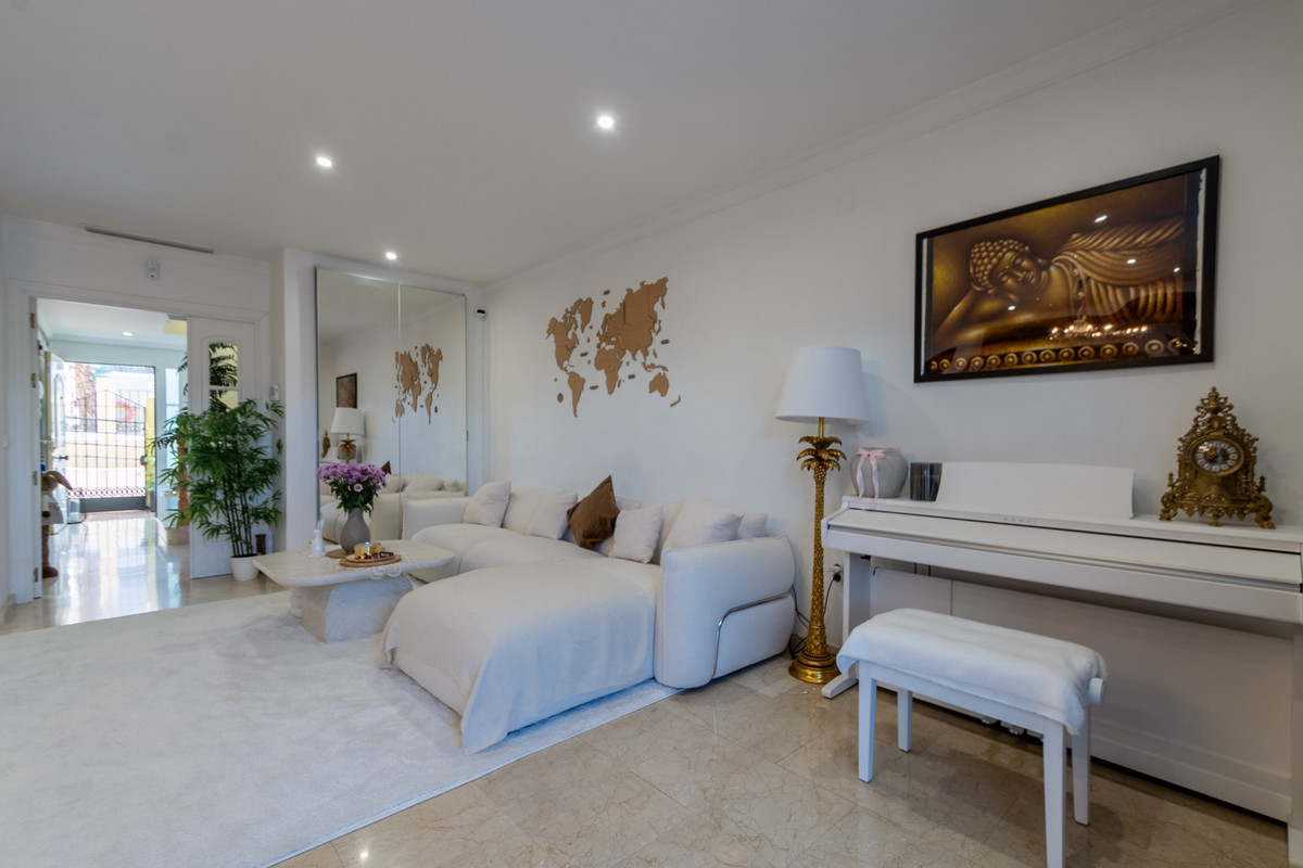 4 Bed Townhouse for sale in Mijas Costa Costa Del Sol, Málaga, Spain