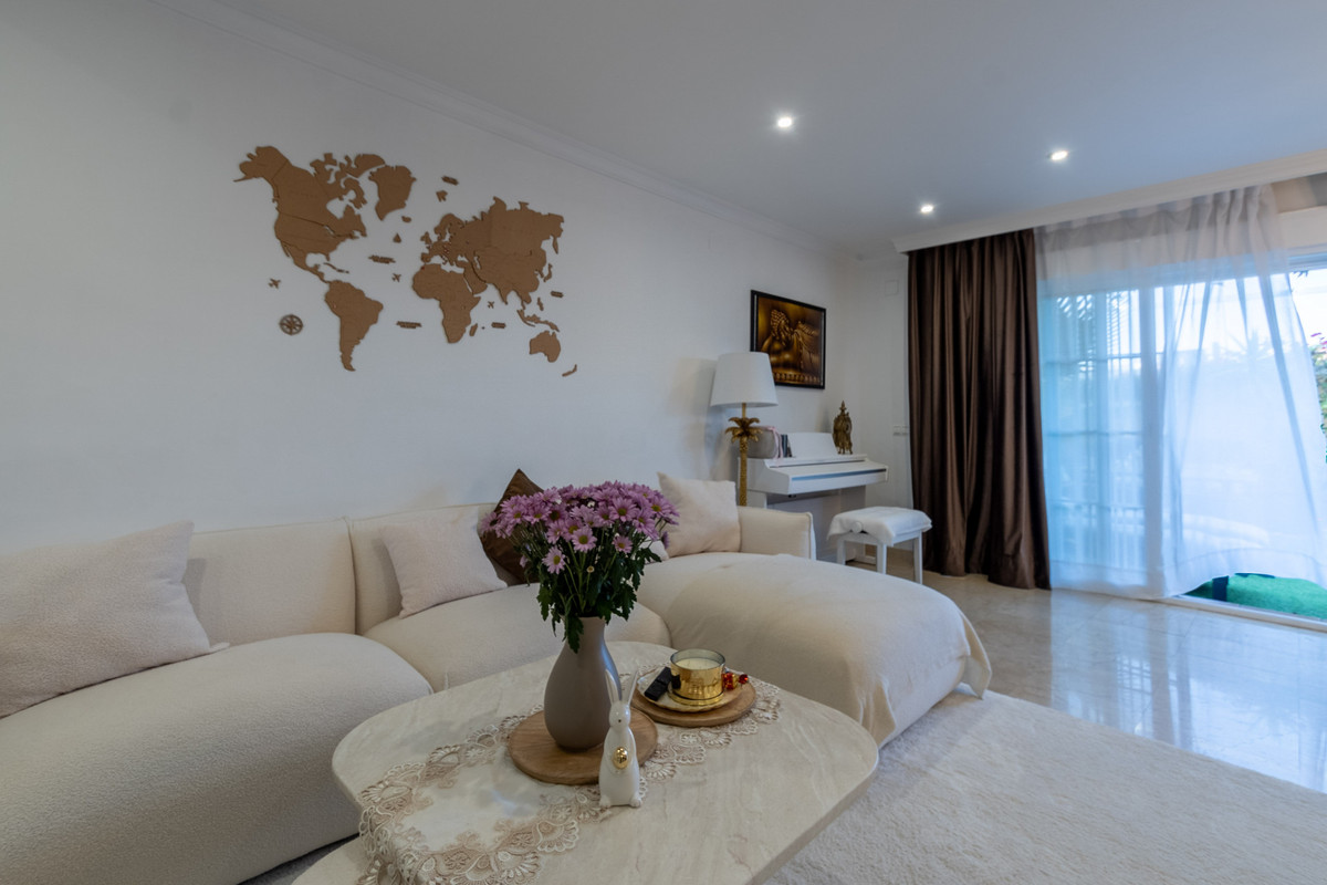 4 Bed Townhouse for sale in Mijas Costa Costa Del Sol, Málaga, Spain